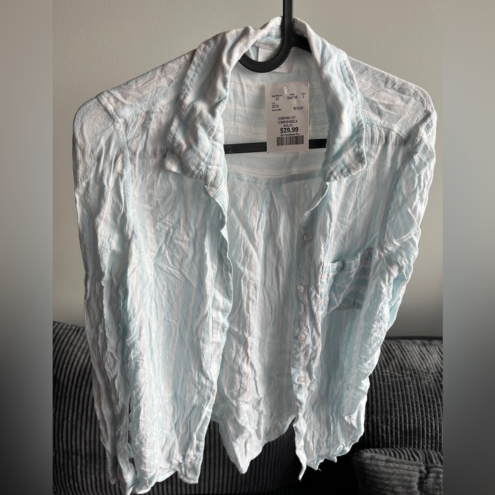 NWT - Casual Light Blue Crinkled Shirt